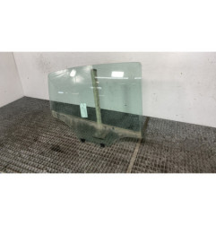 Vitre arriere droit PEUGEOT 208 1