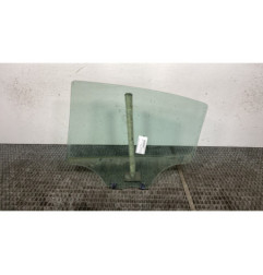 Vitre arriere droit PEUGEOT 208 1