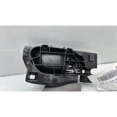 Poignee interieur avant gauche PEUGEOT 208 1