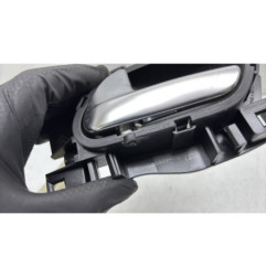 Poignee interieur avant gauche PEUGEOT 208 1