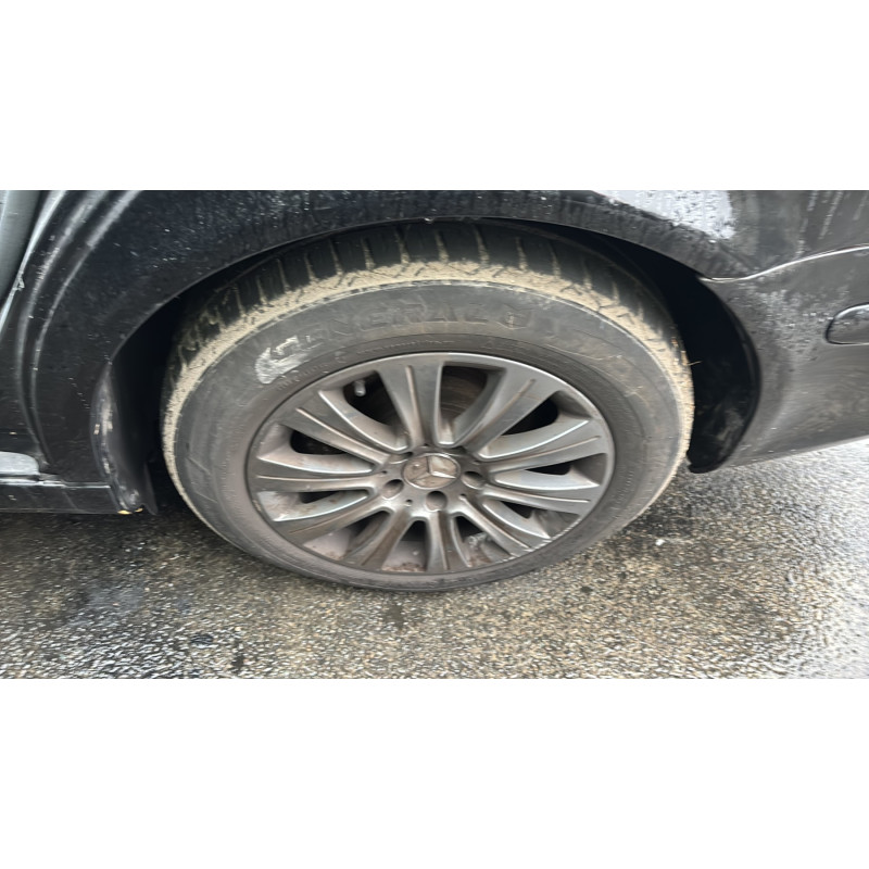 Jante MERCEDES CLASSE E 211 Photo n°17