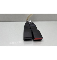 Attache ceinture arriere gauche DACIA SANDERO 2