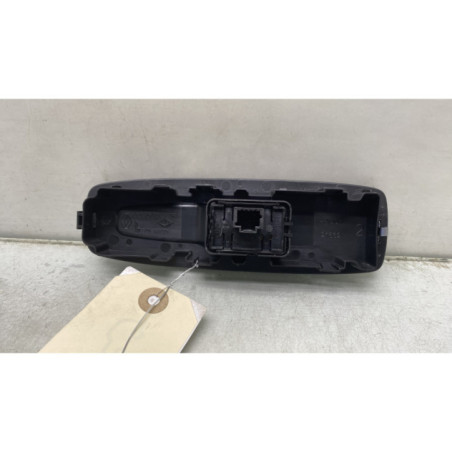 Interrupteur de leve vitre avant droit RENAULT MEGANE 4