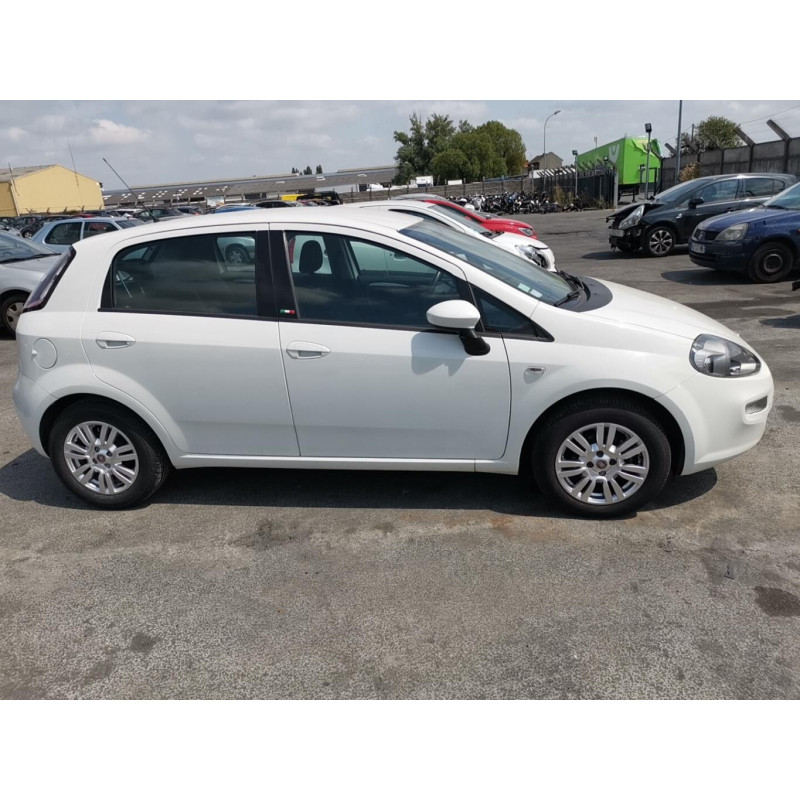 Compresseur clim FIAT PUNTO 3 Photo n°13