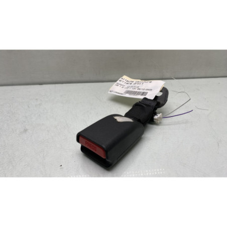 Attache ceinture arriere droit PEUGEOT 108 Photo n°1