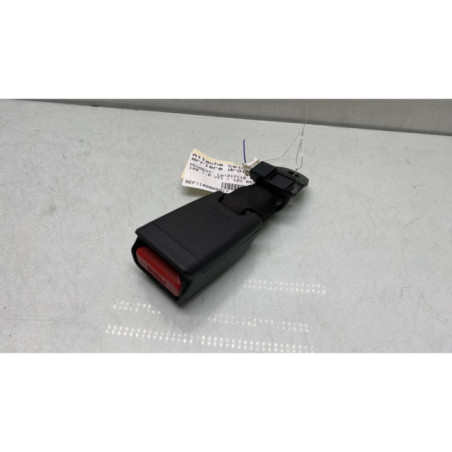 Attache ceinture arriere droit PEUGEOT 108