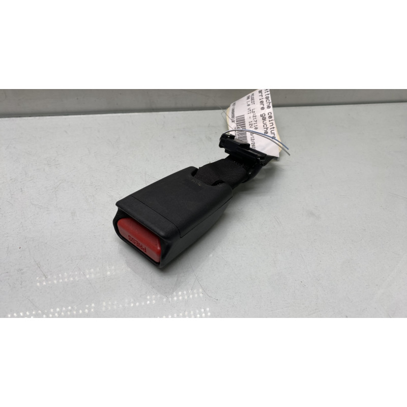 Attache ceinture arriere gauche PEUGEOT 108 Photo n°2