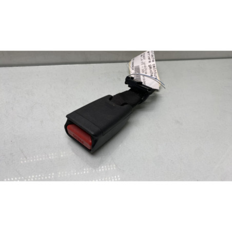 Attache ceinture arriere gauche PEUGEOT 108