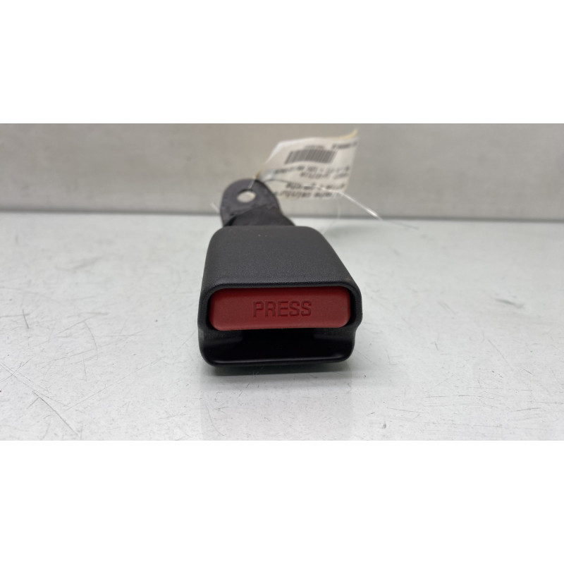 Attache ceinture arriere gauche PEUGEOT 108 Photo n°3