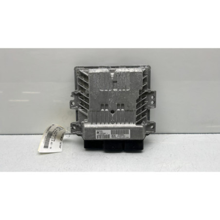 Calculateur moteur PEUGEOT 3008 1 Photo n°1