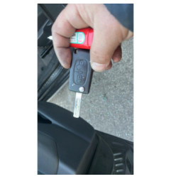 Cremaillere assistee PEUGEOT 3008 1