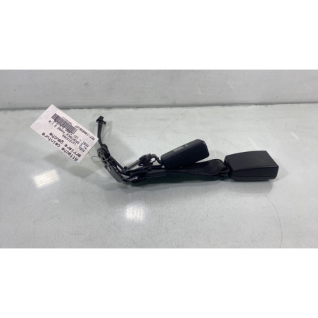 Attache ceinture arriere gauche AUDI A1 1 Photo n°1