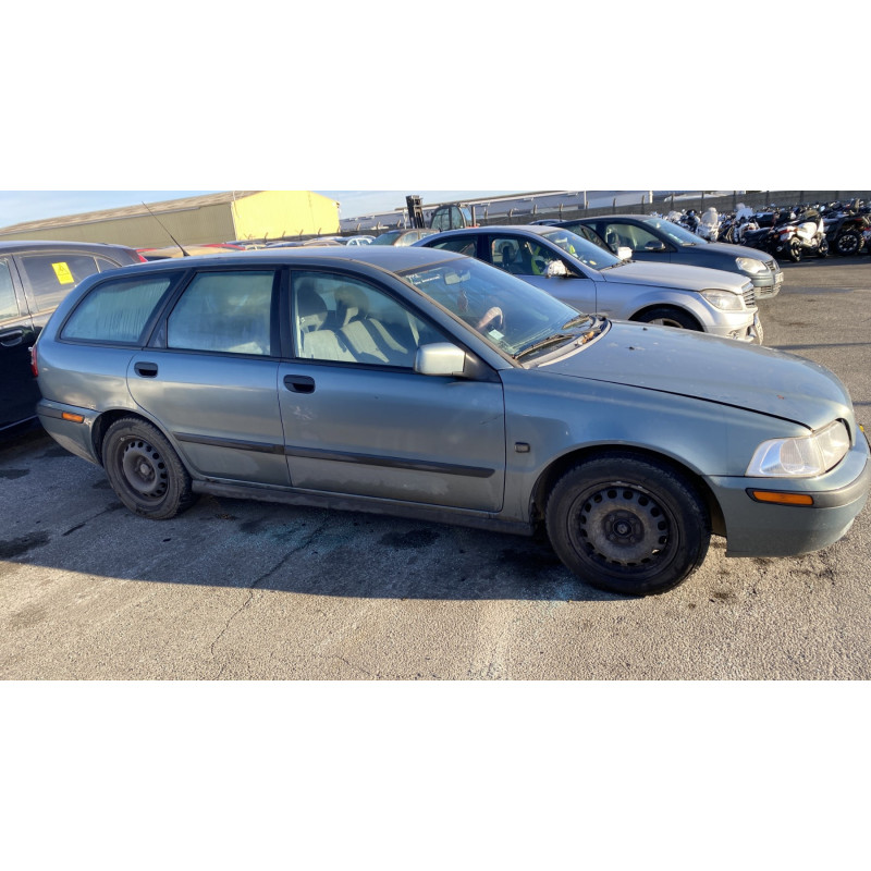 Aile avant gauche VOLVO V 40 1 Photo n°10