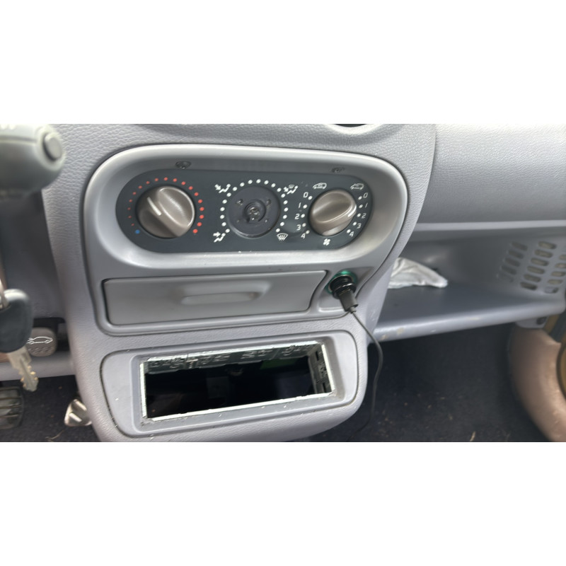 Interrupteur de leve vitre avant gauche RENAULT TWINGO 1 Photo n°20