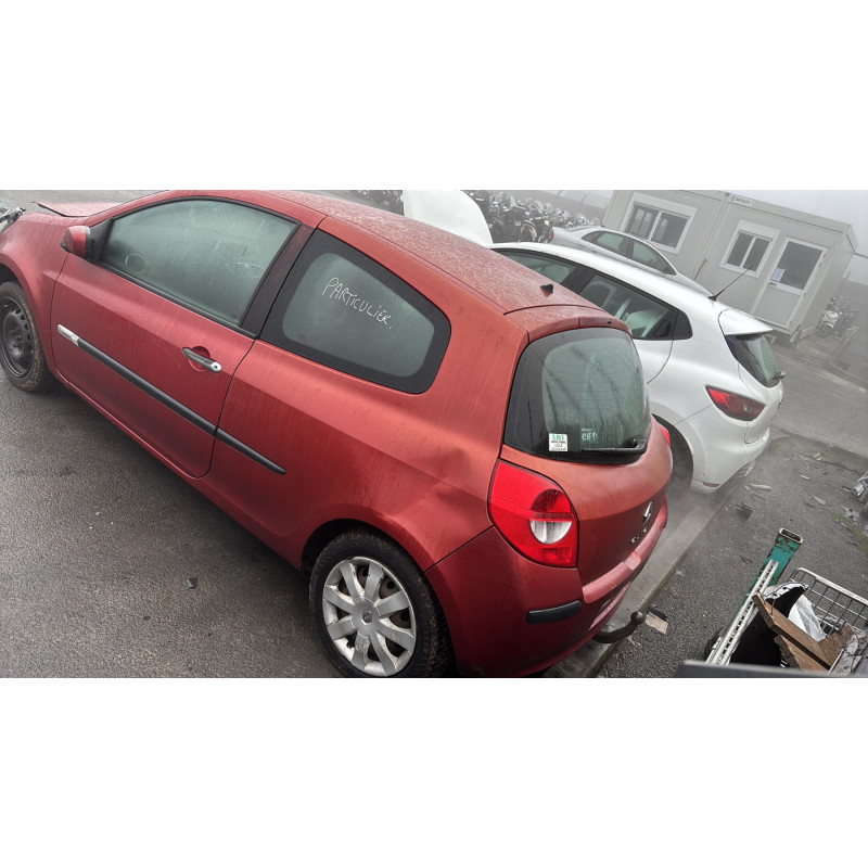 Boitier UCH RENAULT CLIO 3 Photo n°7
