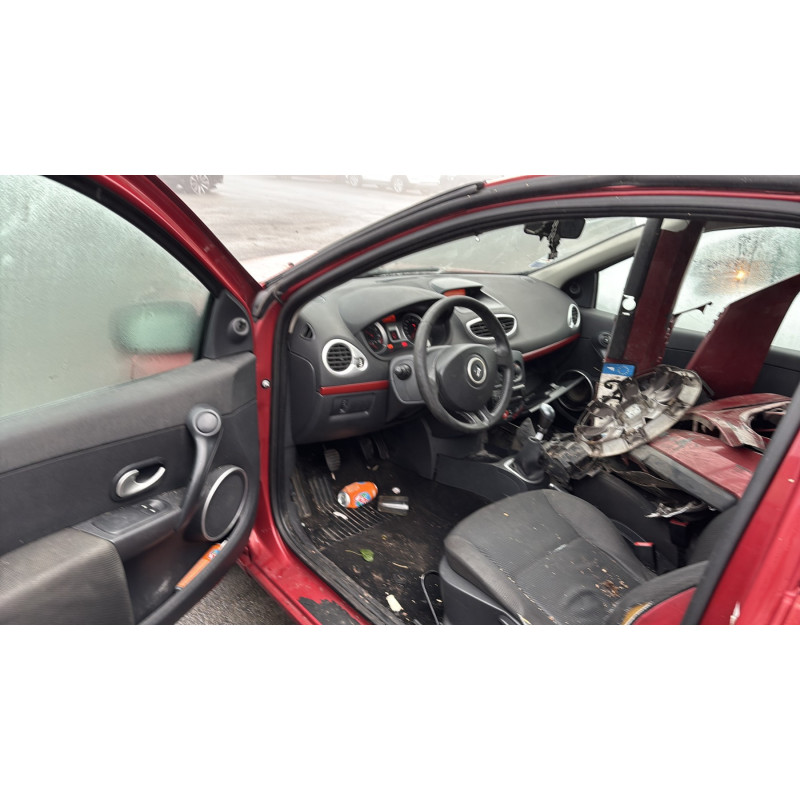Boitier UCH RENAULT CLIO 3 Photo n°12