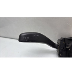 Com (Bloc Contacteur Tournant+Commodo Essuie Glace+Commodo Phare) VOLKSWAGEN POLO 4