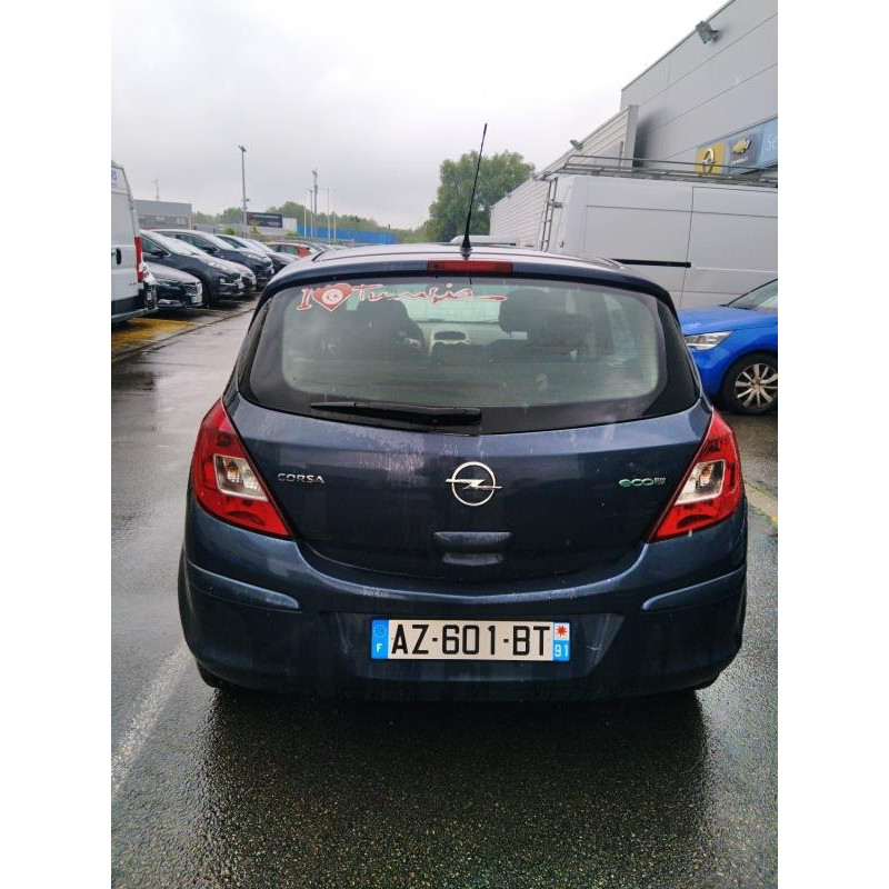 Bouton de coffre OPEL CORSA D Photo n°12