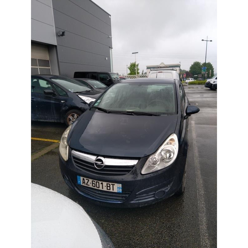 Bouton de coffre OPEL CORSA D Photo n°20