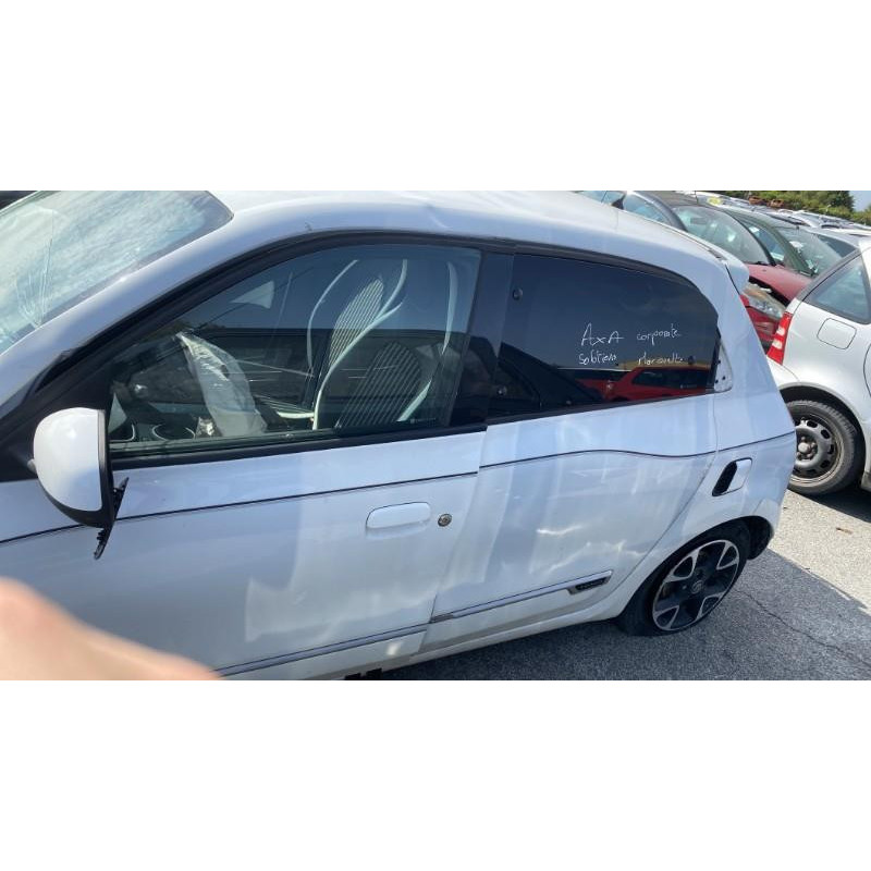 Poignee porte avant gauche RENAULT TWINGO 3 Photo n°13