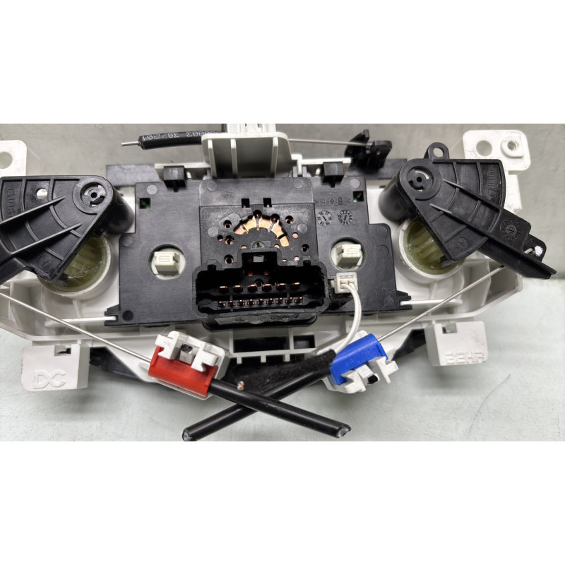 Commande chauffage RENAULT TWINGO 3 Photo n°3