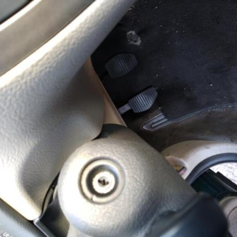 Pompe de direction CITROEN C5 1 Photo n°18