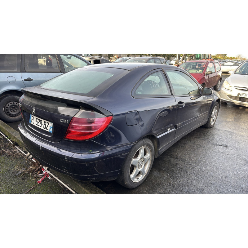 Aile avant droit MERCEDES CLASSE C 203 COUPE SPORT Photo n°7