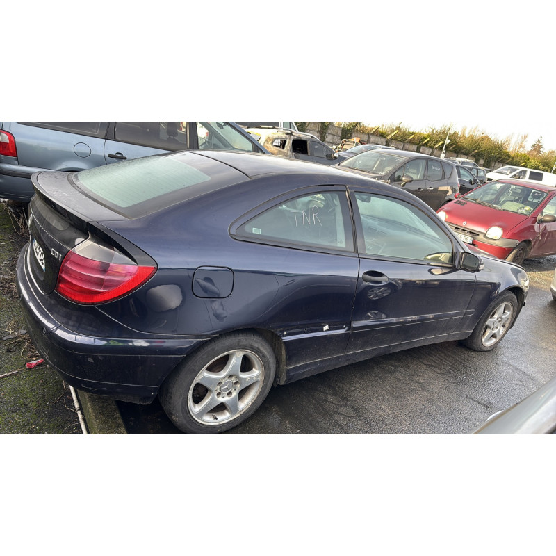 Aile avant droit MERCEDES CLASSE C 203 COUPE SPORT Photo n°11