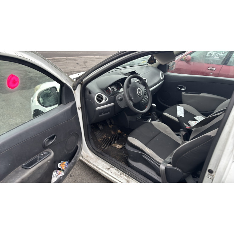 Serrure avant droit RENAULT CLIO 3 Photo n°14