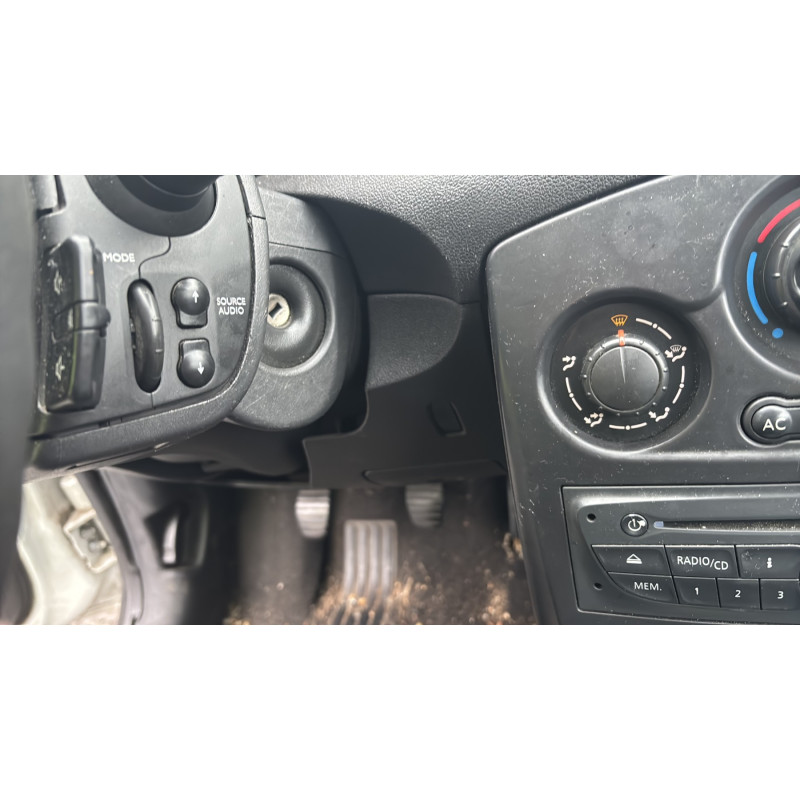 Serrure avant droit RENAULT CLIO 3 Photo n°20