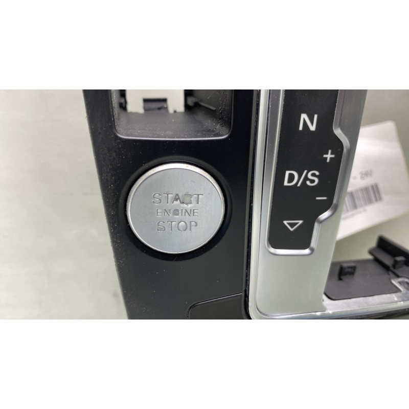 Commande GPS AUDI Q5 1 Photo n°2