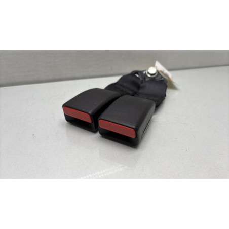 Attache ceinture arriere droit DACIA SANDERO 2 Photo n°1