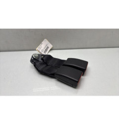 Attache ceinture arriere droit DACIA SANDERO 2