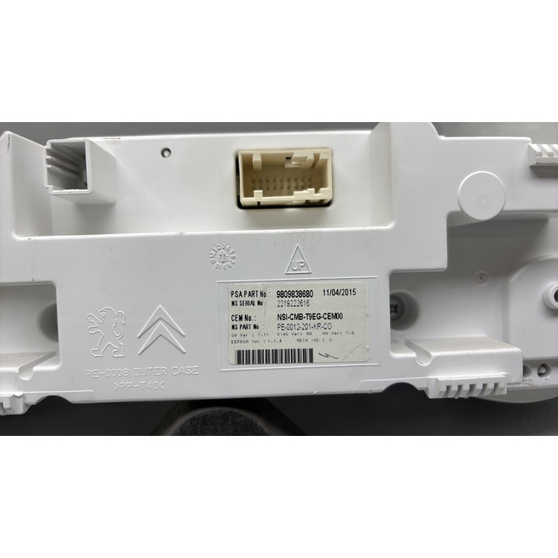 Compteur PEUGEOT 308 2 Photo n°4