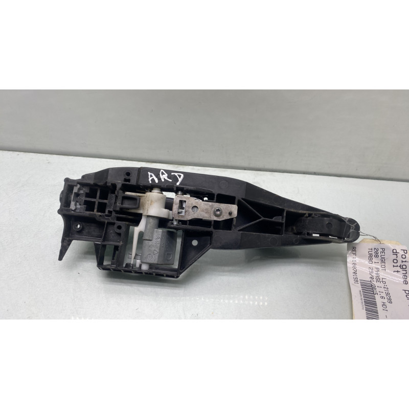 Poignee porte arriere droit PEUGEOT 208 1 Photo n°3