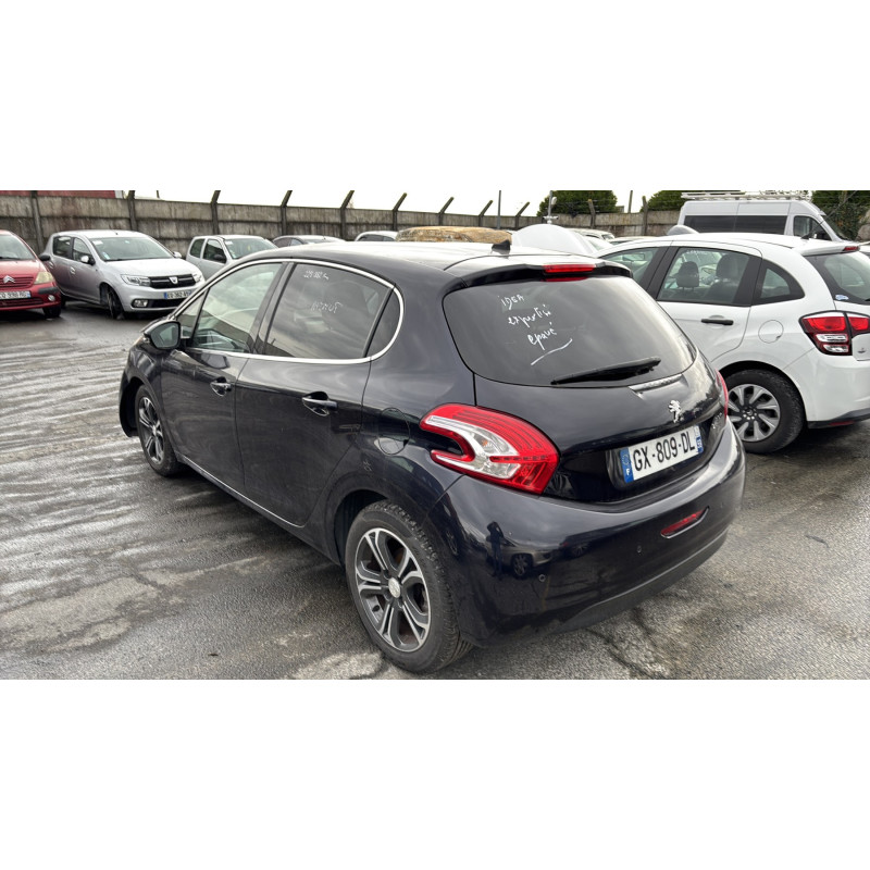 Vitre arriere droit PEUGEOT 208 1 Photo n°8