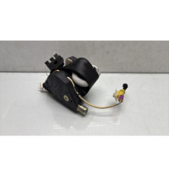 Pretensionneur de ceinture avant droit VOLKSWAGEN GOLF 4