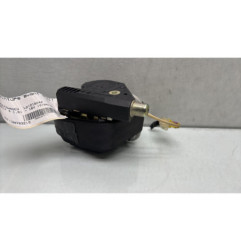 Pretensionneur de ceinture avant droit VOLKSWAGEN GOLF 4