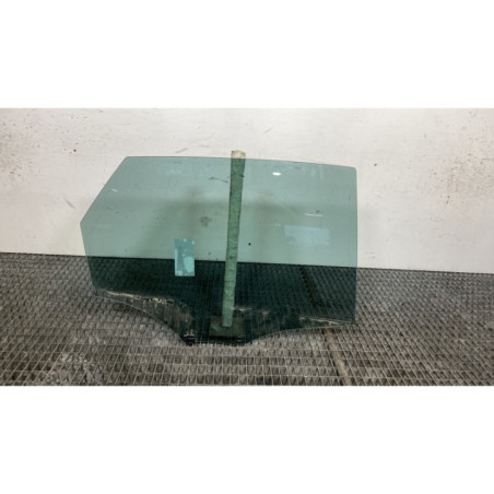 Vitre arriere droit CITROEN C4 2 Photo n°1