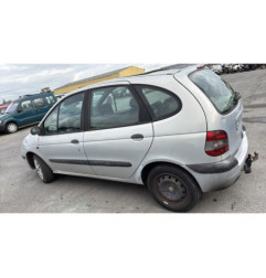Serrure avant droit RENAULT SCENIC 1