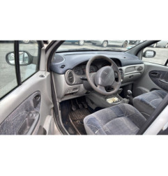 Serrure avant droit RENAULT SCENIC 1