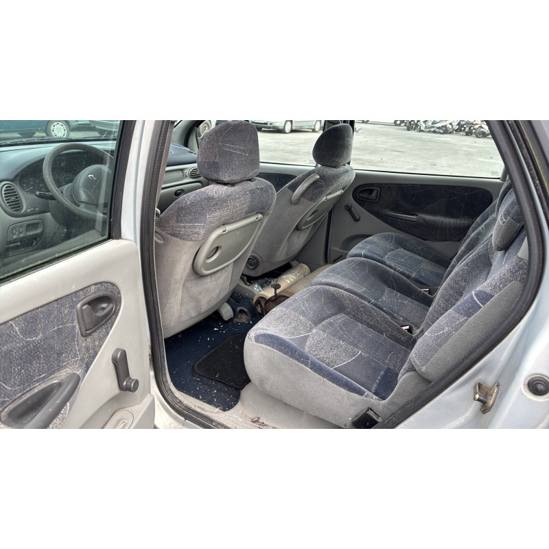 Serrure avant droit RENAULT SCENIC 1 Photo n°14