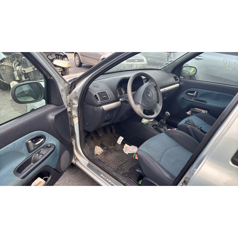 Bouton de warning RENAULT CLIO 2 Photo n°12