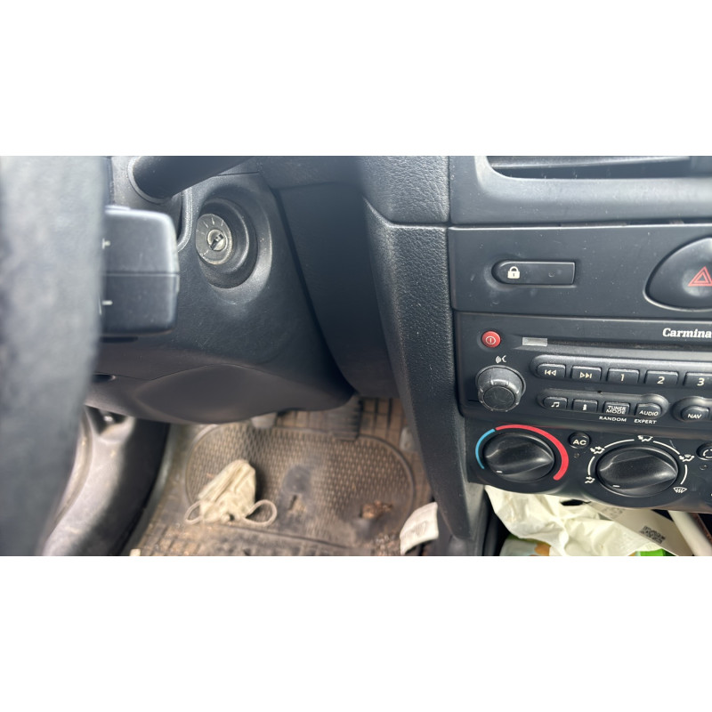 Bouton de warning RENAULT CLIO 2 Photo n°20
