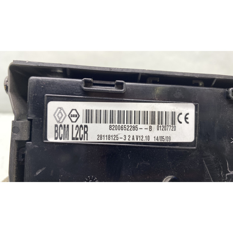 Boitier UCH RENAULT CLIO 3 Photo n°3