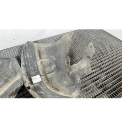 Pare boue avant gauche RENAULT MEGANE 2
