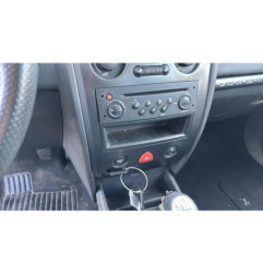 Pare boue avant gauche RENAULT MEGANE 2