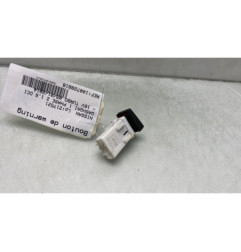 Bouton de warning NISSAN QASHQAI 1