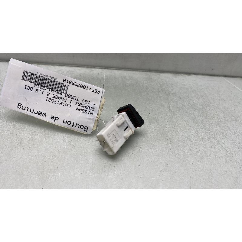 Bouton de warning NISSAN QASHQAI 1 Photo n°2