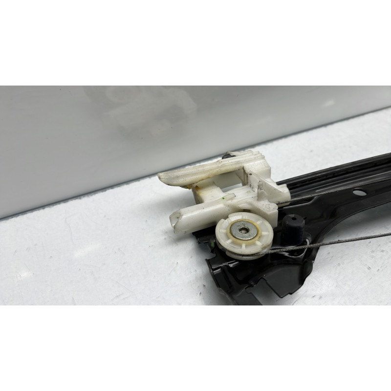 Leve vitre electrique avant gauche FIAT 500 2 Photo n°8
